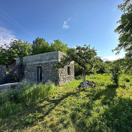 Zove BnB with garden views K'arashamb Buitenkant foto
