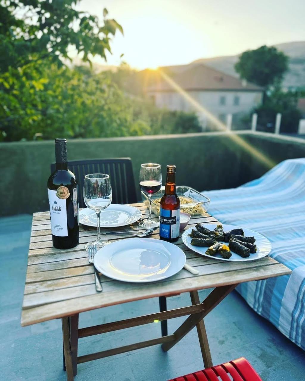 Zove BnB with garden views K'arashamb Buitenkant foto