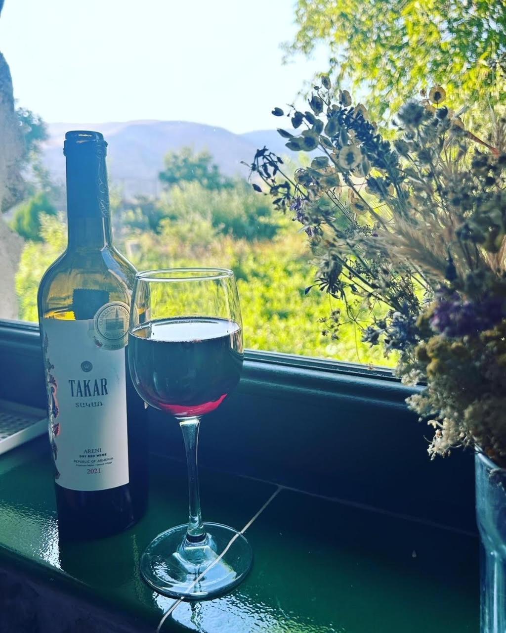 Zove BnB with garden views K'arashamb Buitenkant foto